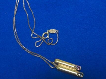 Goldene UNOAFERRE Kette mit Anhänger - Edelsteine