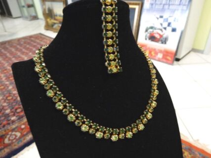 Modeschmuck Set - Collier und Armband - Steinbesatz