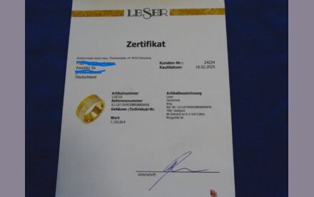 Goldener Damenring 18 Karat mit Diamanten