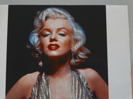 Marilyn Monroe - 100 Jahre - Postdokumente - 1954 original