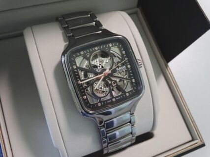 RADO - True Square 38 mm Skeletto - Keramik - mit Garantie