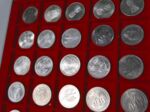 Konvolut 5 Deutsche Mark - Diverse - 35 St&uuml;ck im Sammler Case
