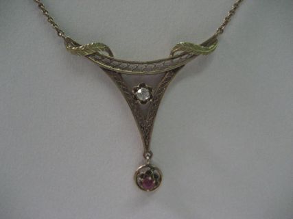 Collier - 14Karat mit weißen Saphir und Rubin um 1900