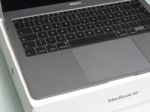 Apple MacBook Air 13,3