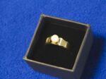 Goldener Designer Ring mit echter Perle 14 Karat